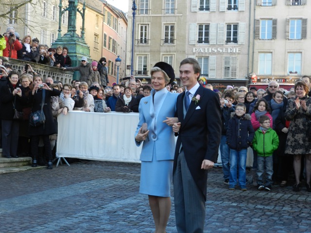 BODA ARCHIDUQUE CHISTOPH &
ADÈLAIDE DRAPE-FRISCH - Página 10 Groom-mother